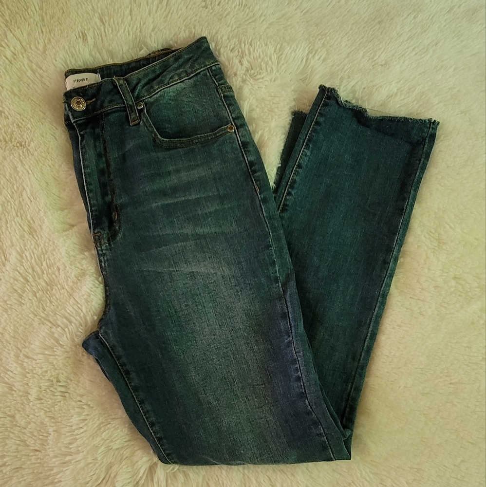 Classic High-Rise Women's Jeans in Dark Teal Wash